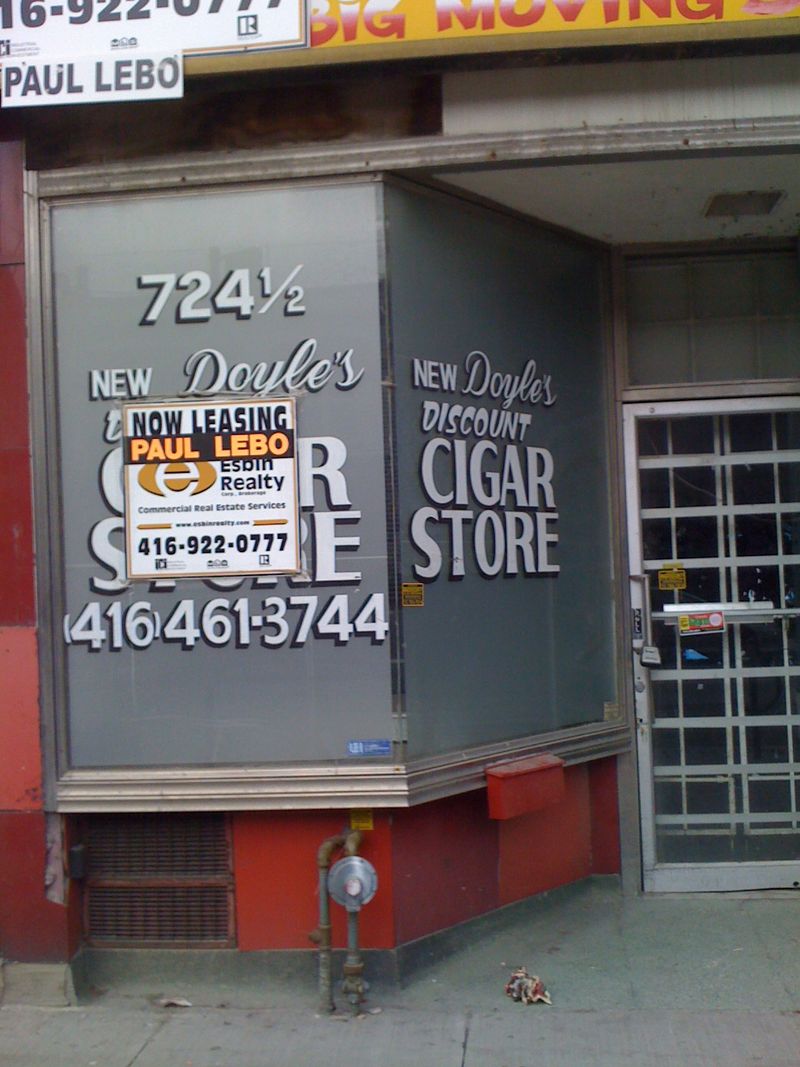 724 1:2 Queen East for Rent