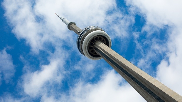 Cn-tower-toronto-weather-blue-sky-and-cloud